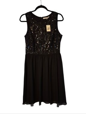 MAX STUDIO NWT Sequined Bodice Sleeveless Mini Dress 8